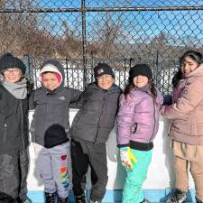 George Grant Mason Elementary students at Bear Mountain State Park.