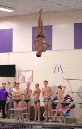 Colin Davis scored 237.80 to capture first in the one-meter dive.