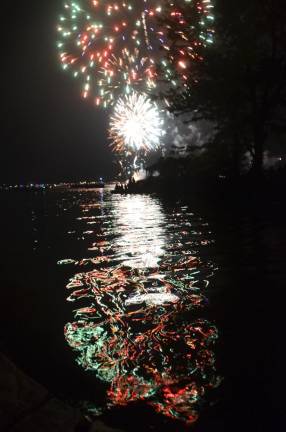 Greenwood Lake. Fireworks celebration