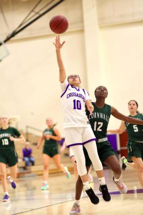 Chloe Ahorrio (#10) provided the Crusaders a spark in the second half.