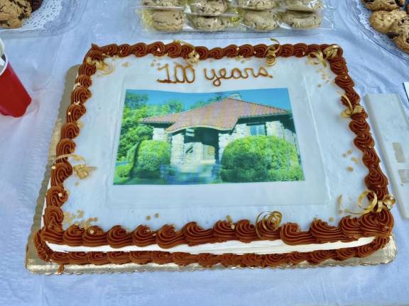 Rushmore Memorial Library turns 100