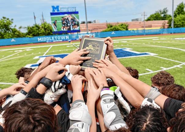 The Crusaders upset victory gives them their second consecutive Section 9 Championship.