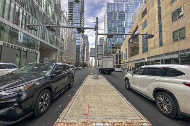 The start date for the $15 toll most drivers will be charged to enter Manhattan's central business district will be June 30. (AP Photo/Ted Shaffrey, File)