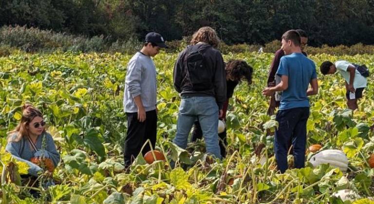 Outdoors Club celebrates fall